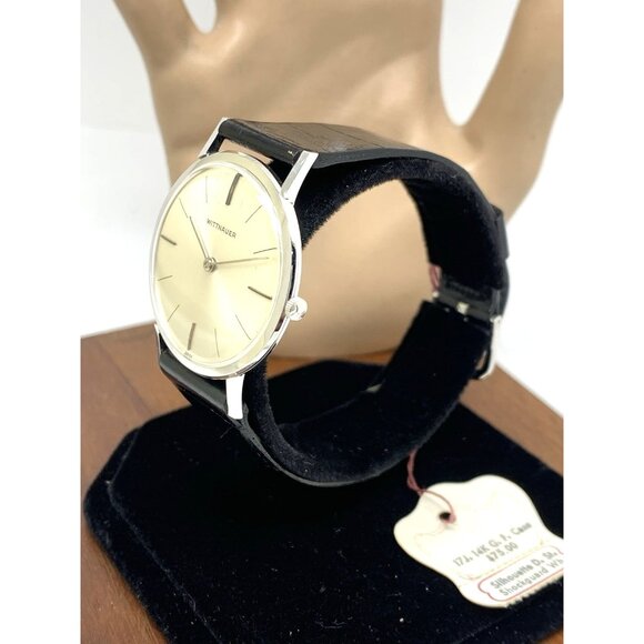Wittnauer Men's Watch Vintage Swiss Hand Wind Thin 33mm Black Leather Band - Picture 2 of 16